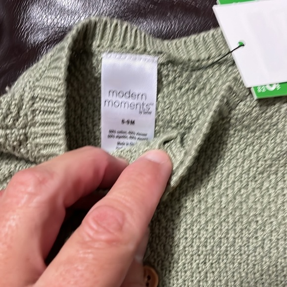 Two Modern Moments Sweater Type Onsies 0-3 months and 6-9 months - Picture 8 of 14